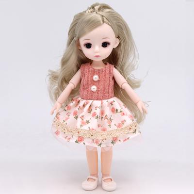 China 2021 Popular Mini Toy Fashion Doll 24cm Set Mini Jointed Toy Doll With Shoes And Accessories Paint for sale