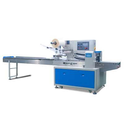 China CLOTHING Automatic Flowing Vegetable And Fruit Packing Machine With Or Without Tray for sale