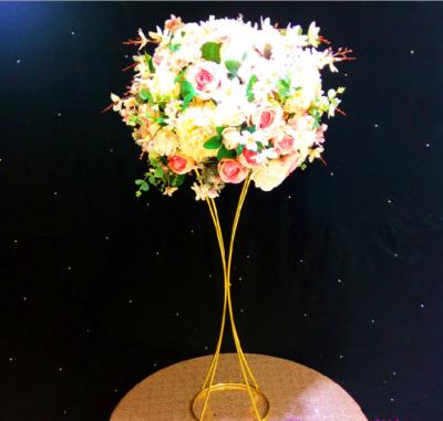 China Wedding Party Event Decoration Table Centerpiece Metal Trumpet Vase Holder Gold Flower Stand For Wedding Centerpieces Decoration for sale