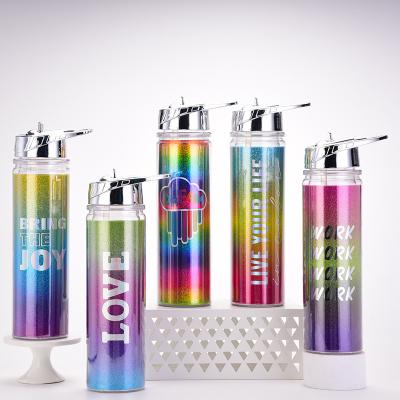 China 550ML Bling Drinkware Double Wall Viable Wall Bottle Plastic Gradient Rainbow With Straw Outdoor Sport Tumbler for sale