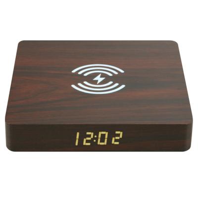 China Hot Selling Custom Wooden Cell Phone Charger Wireless Clock With Low Price for sale