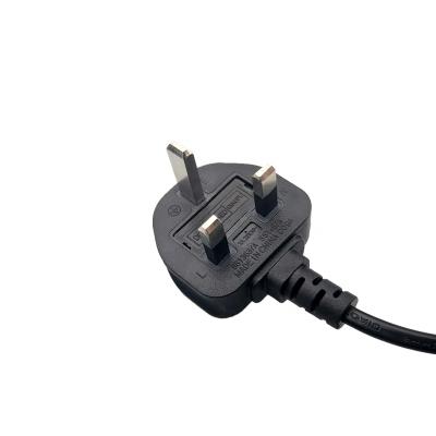 China Black Consumer Electronics UK Market 1.5 Meter 250v Mains Power Wire Figure 8 UK IEC C7 Lead 3 Pin Extension Cord for sale