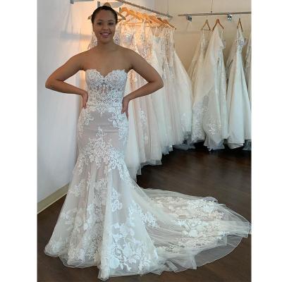 China Breathable Off-Shoulder Lace Applique Mermaid Wedding Dress Romantic Wedding Dress for sale