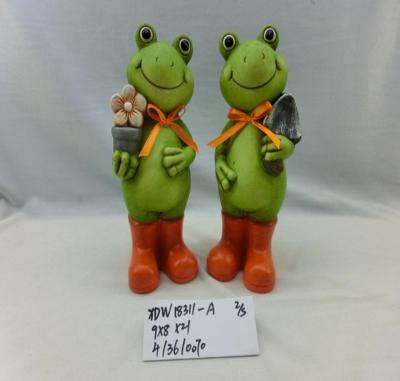 China Europe Spring Theme Garden Decoration Ornaments Resin Standing Frog Figurine for sale