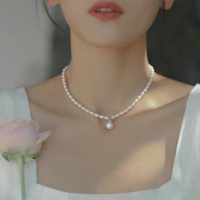 China Clavicle Chain Bellona Cadena De Collar Choker OEM CLASSIC Women Initial Beaded Necklace For 2021 for sale