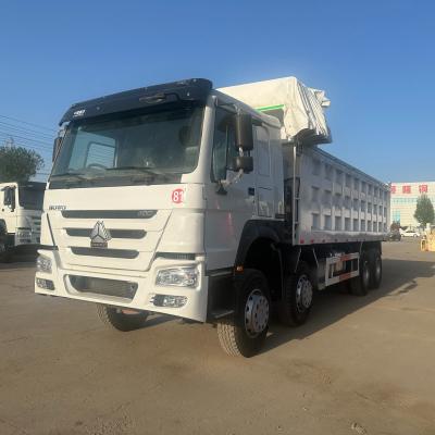 Chine Sinotruk Howo400 distributeur de camions d'occasion 8x4 12 roues à vendre