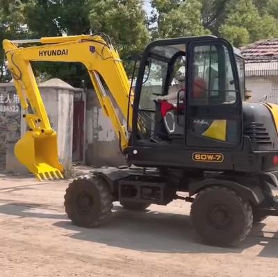 中国 Used Hyundai Digger  R60W Secondhand 6ton Wheel digging Excavator 販売のため