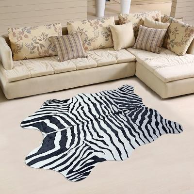 China Anti-Slip Faux Fur Floor Blankets And Rugs For Living Room Zebra Print Blanket 140*160cm for sale