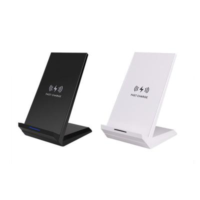 China Custom Logo Mobile Phone Wireless Fast Charger Qi Wireless Phone Stand Holder for sale