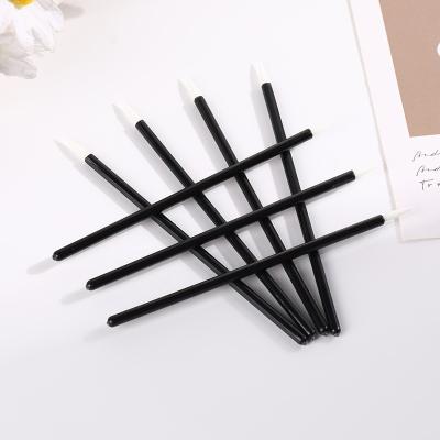 China Beauty Cosmetics Tools AIYUN Factory Accept OEM ODM Lip Liner Wand Thin Thin Tip For Liquid Disposable Cosmetics Brush Eyeliner Applicator for sale