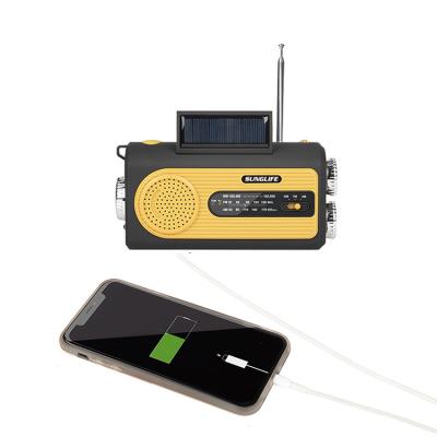 China NOAA Weather AM FM Radio SOS Portable Emergency Outdoor Portable Flashlight Solar Hand Crank Radio for sale