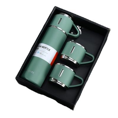 China Viable Business Gift Mug Set Large Capacity 304 Stainless Steel Outdoor Sports Travel Water Bottle Flask Set for sale