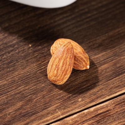 China Wholesale High Quality Organic Dried Almond Nuts Large Number Kernels for sale