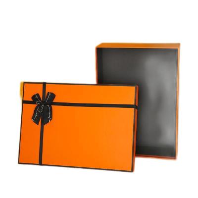 China Recycled Materials Edge Arc Orange Black Sky And Earth Blanket Cover Box Set Square Gift Box Handmade Box for sale