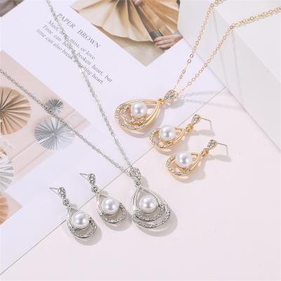 China Wholesale Trendy Alloy Necklace And Earring Set Fashion Jewelry Made In China Wholesale Steel Jewelry Set for sale