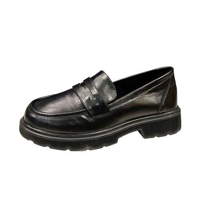 China Lightweight black loafers with thick soles and soft soles and solid leather shoes with a retro British style for sale