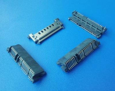 China echada 15 del 1.27MM alambre de SATA de 7 pernos para subir a los conectores para los tableros de regulador en venta