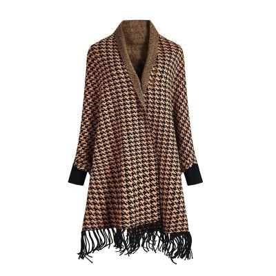 China Deep and black shawl of the other new style 2020 dog jacquard tooth grid wrap cashmere winter scarf shawl for sale