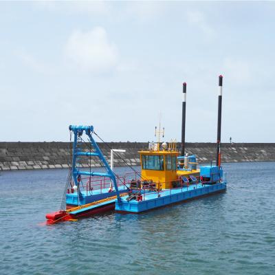 China Diesel Power Sand Dredging Machine Customized With Dismountable Hull Structure en venta