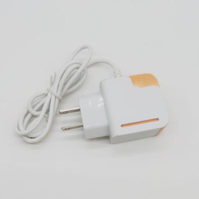 China Mobile Phone Factory Supply Chargers Portable Mobile Phone Usb Fast Charging Charger With Cable Led Light for sale