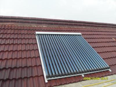 China heat pipe solar water heating collector for sale