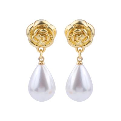 China Nickel-Free Lead-Free DL1A39 New French retro small fragrance Pearl earrings pendant rose luxury high-grade earrings wholesale for sale