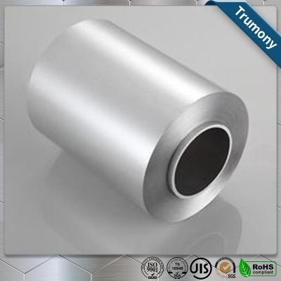 China Rollo de aluminio cubierto de la hoja del rollo de la tira de la categoría alimenticia para el establo del acondicionamiento de los alimentos en venta