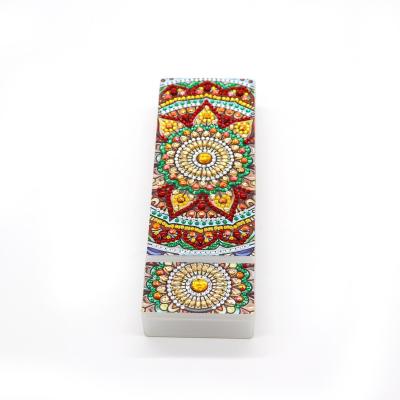 China New classic/postmodern DIY Diamond Painting Pencil Case, 5D mandala DIY Diamond Pencil Case with compartments, pencil storage container as a gift for kids for sale