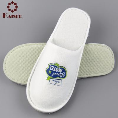 China Lovely Open Toe Anti-Slip Disposable With Logo Printed Hotel Slipper for sale