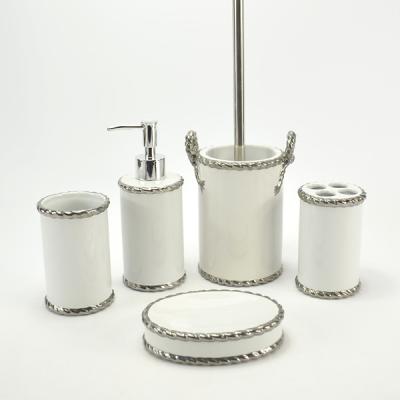 China Sustainable Luxury Bathroom Novelty Silver Ceramic Bathroom Accessories for sale