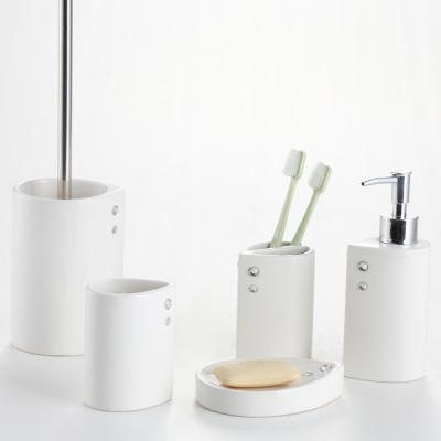 China Sustainable Hand Made Modern Chandelier White Dolomite Bathroom Set With Diamond for sale