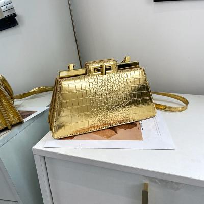 China Other Autumn Leather Luxury Fashion Alligator Gold Clutch PU Handbag 2023 Female Purse Handbag for sale