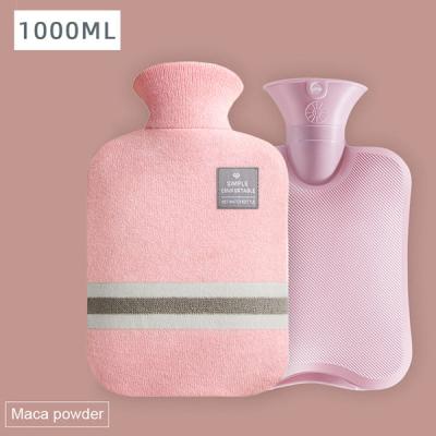 China Warmer Bag Custom 1000ml / 2000ml rubber hot water bottle wholesale hot water bag with classic design knitted cover for sale