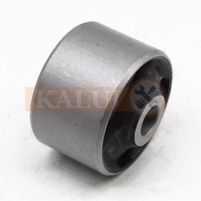 China Kaluj TAB-293 RK621848 48725-05190 48710-42020 Suspensão traseira Bushing To-yota RAV 4 à venda