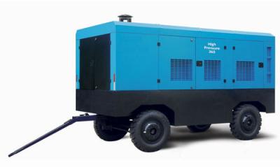 China Towable Diesel Schroefcompressor 610Cfm 190Psi voor de Hamer van de Boringsinstallatie DTH Te koop