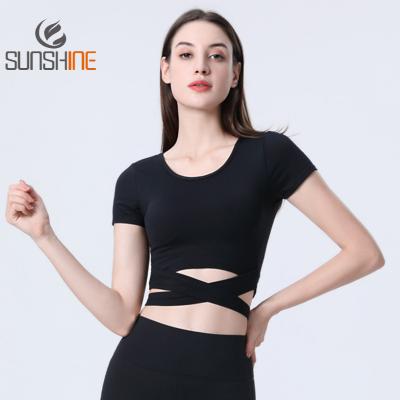 China OEM Service Fitness Compression Top Women Workout Tank Tops Gym Breathable Crop Top Yoga Crop Top Short Sleeve T-Shirt for sale