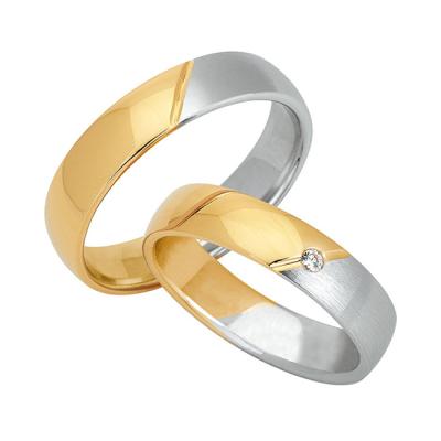 China Best Lover's Gift Titanium Stainless Steel Silver And Gold Wedding Rings Jewelry Wholesale for sale