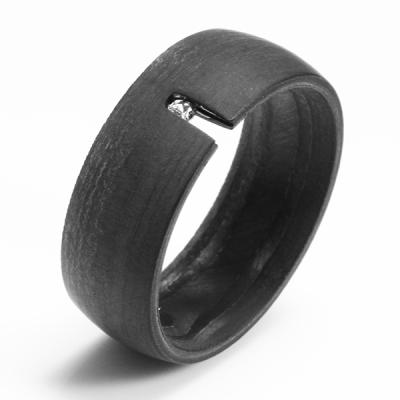 China Solid Carbon Fiber Or Steel With Carbon Fiber Inlay Mens Black Solid 100% Pure Carbon Fiber Ring for sale