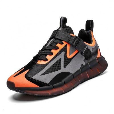 China 2022 Fashion Trend Style High Quality Running Shoes Large Size Warm Breathable Reflective Sneakers For Man for sale