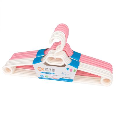 China Modern Multifunctional Durable Plastic Extension Hanger in White and Pink for Drying Cloths with Low Price for sale