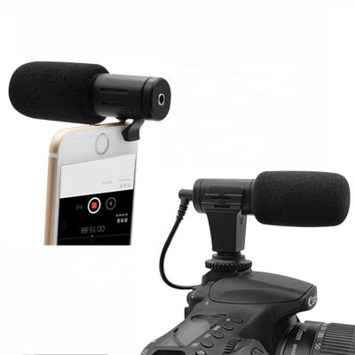 China Handheld Microphone Vlogger Streaming Microphone Mini Professional Interview Condenser Shotgun Recording Microphone for sale