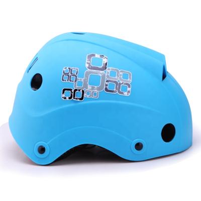 China Hot Fashion China Outdoor Skating Professional Made Custom Skate Helmet for sale