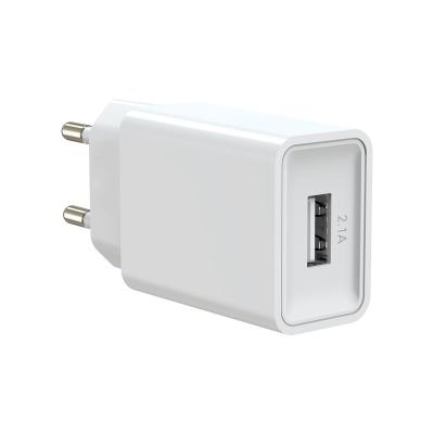 China De Conveient new 5V2a USB standard single charger safe free printed logo applicable to mobile phone usb charger main travel charger for sale