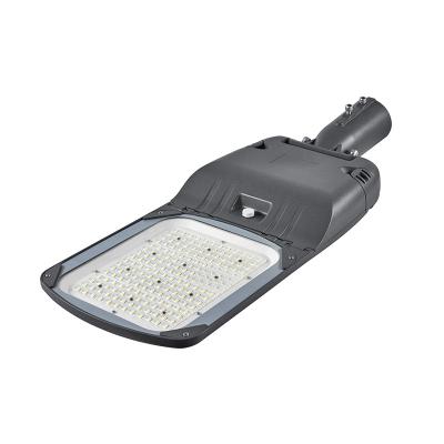 China ROAD 100W 200W LED Parking Lot Light, 26000LM 5000K Daylight LED Street Light with Dusk to Dawn Photocell for sale