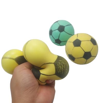 China New Small stretchy soft and squishy magic animal lizard raise custom toy reptile set animals capsule ball toy for sale