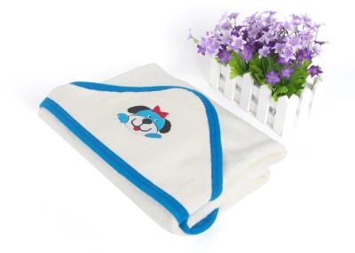 China Embroidered White Toddlers Hooded Baby Towels Mild Nature To Skin for sale