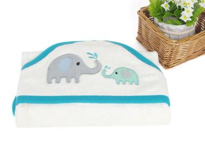 China Cotton Embroidered Pattern Hooded Baby Towels For Travel Comfortable for sale