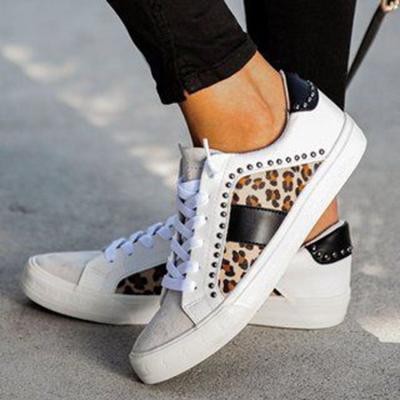 China Leopard Print Breathable Treble Sports Flat Sneaker Shoes for sale