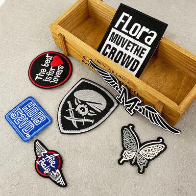 China Customized Wholesale Computer Embroidery Cloth Stickers Badge Company LOGO Cartoon Pattern Handmade Text Printing Woven Label School for sale