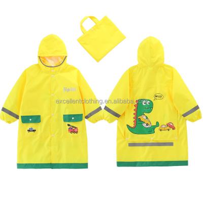 China Cartoon Raincoat Polyester Children Animal Printing Reflective Raincoat Clothes Windproof Raincoat for sale